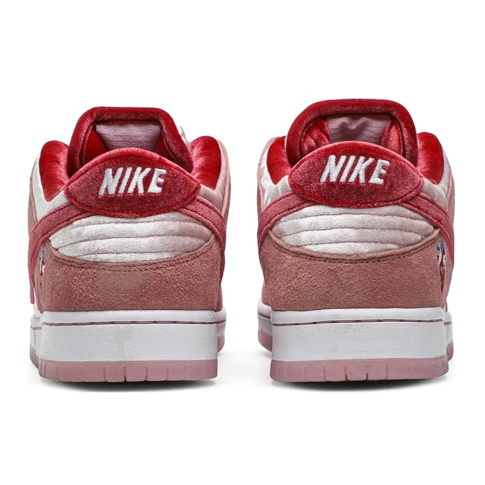 Nike SB Dunk Low StrangeLove Skateboards Kadın, görsel 3