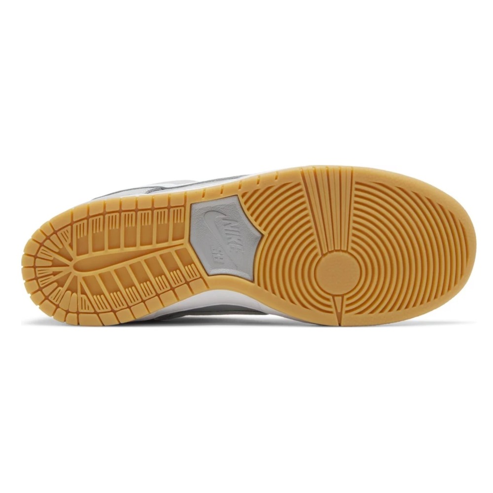 Nike SB Dunk Low Pro ISO Orange Label Wolf Grey Gum 4 Nike SB Dunk Low Pro ISO Orange Label Wolf Grey Gum - Görsel 4