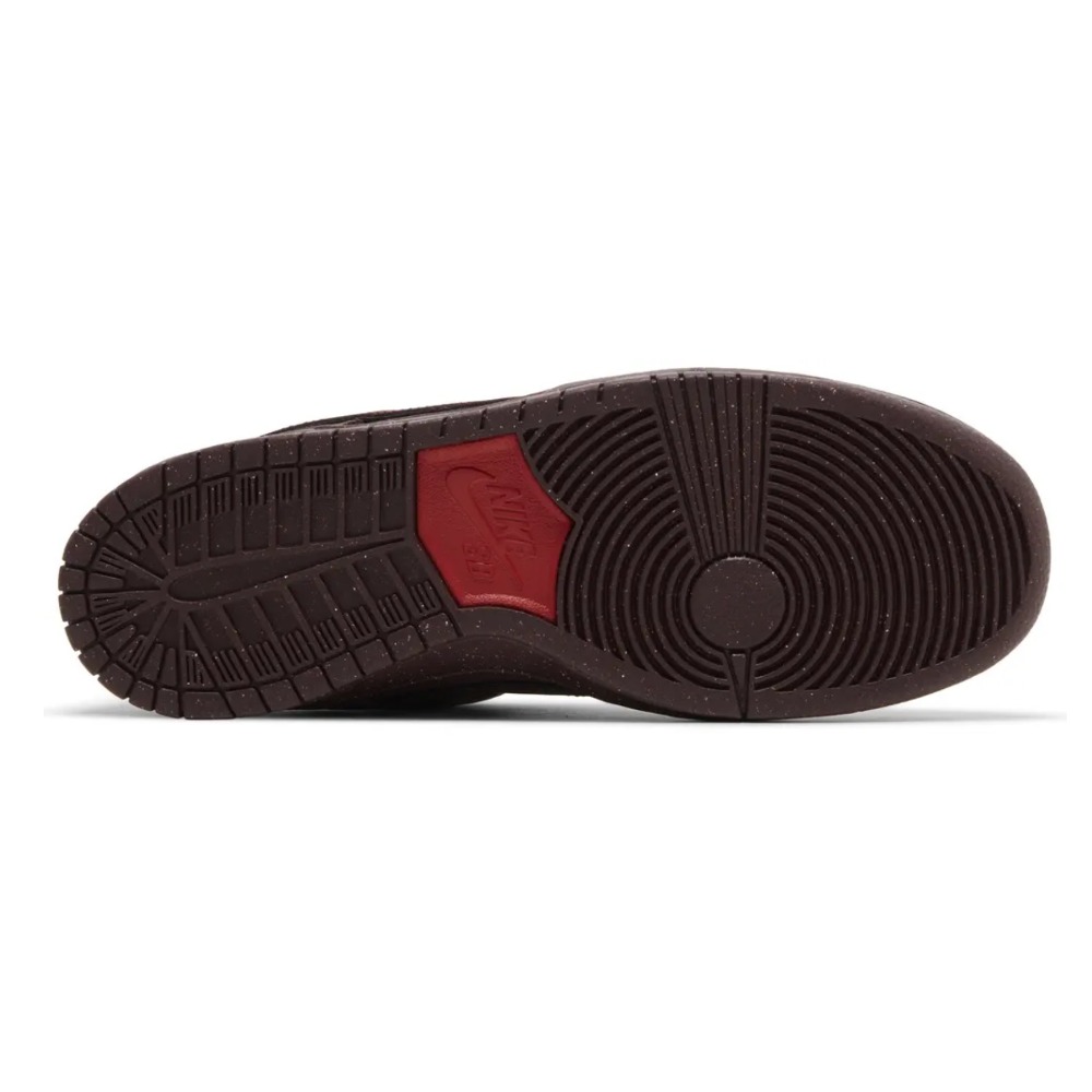 Nike SB Dunk Low City of Love Burgundy Crush 4 Nike SB Dunk Low City of Love Burgundy Crush - Görsel 4