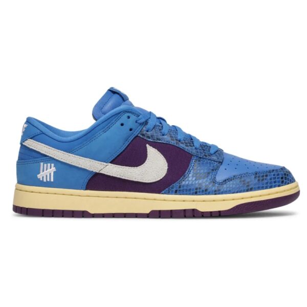Nike Dunk Low Undefeated 5 On It Dunk vs. AF1