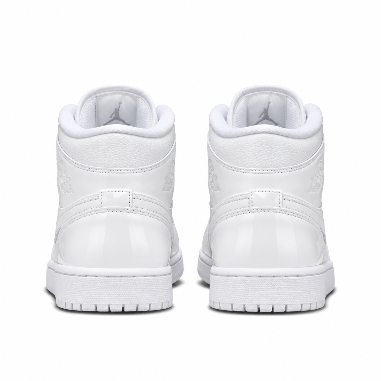 Jordan 1 Mid Triple White Patent Swoosh 3 Jordan 1 Mid Triple White Patent Swoosh - Görsel 3
